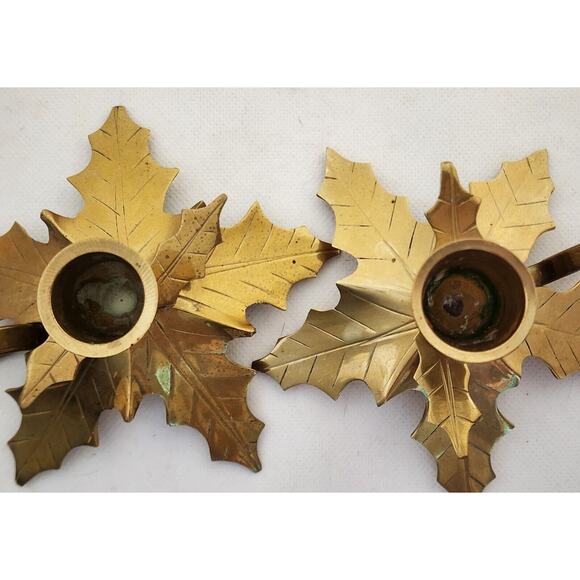 CANDLE HOLDERS FOR TAPER CANDLES-CENTURY-Brass-Leaf Design-Finger Loop-Set of 2 - Picture 4 of 10